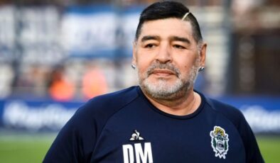 Doktorunun, Maradona’nın imzasını taklit ettiği ortaya çıktı