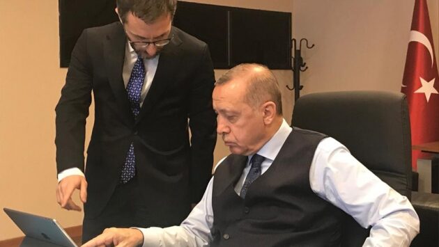 Erdoğan’dan WhatsApp hamlesi