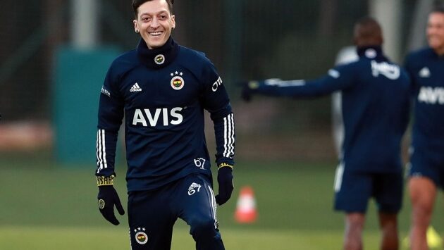 Fenerbahçe, Mesut Özil transferinin maliyetini açıkladı!