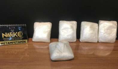 Şanlıurfa’da tır ve arabada 117 kilo 550 gram uyuşturucu yakalandı: 5 kişi gözaltında