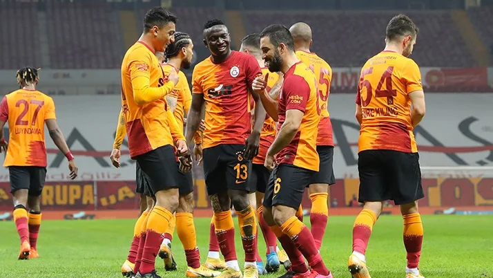 Galatasaray'da iç transferde 3 imza birden! Fatih Terim'in sağ koluna büyük jest