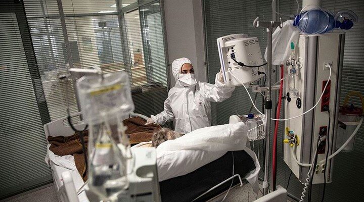 Ankara Valisi Şahin, hastane yönetimleriyle görüştü: Önümüzdeki 15 gün ağır hasta sayısı artacak