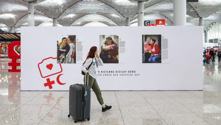 <strong>Kızılay’ın “İyilikte Buluşmak” Sergisi İstanbul Havalimanı’nda Sanat Severlerle Buluştu </strong>