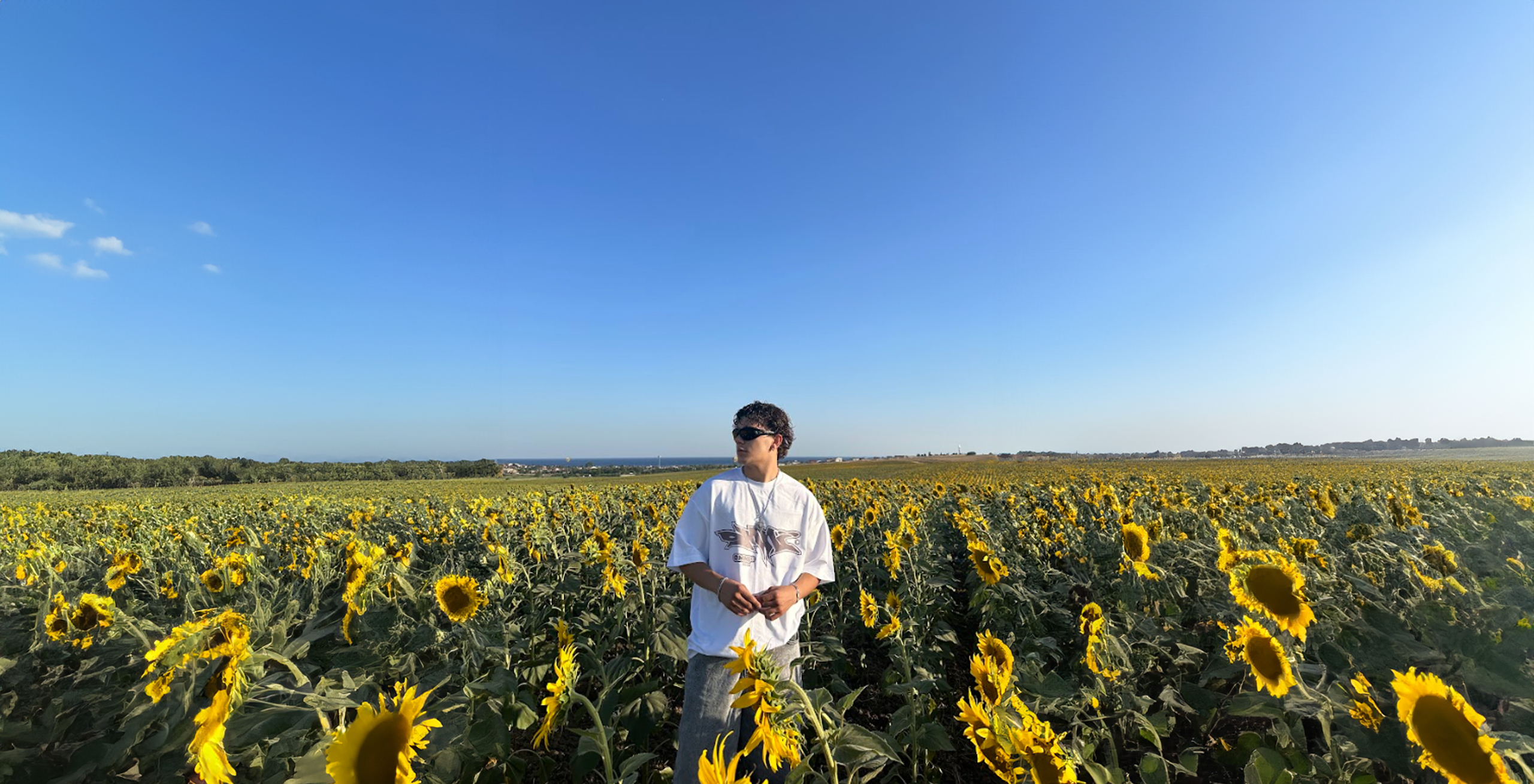 VOIDTR: Oversize Eşofman ile Dansın Ritmini Yakalayın!